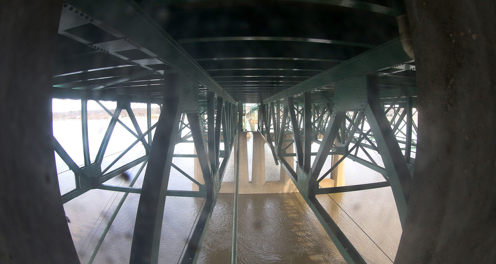 Interstate 74 bridge
